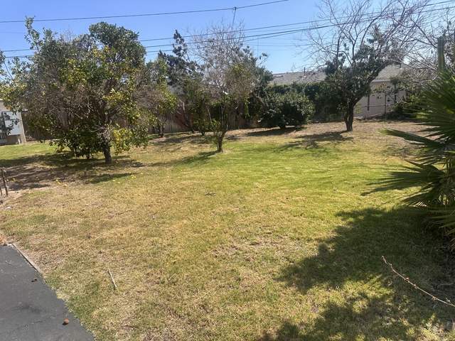 Open rear area at 1263